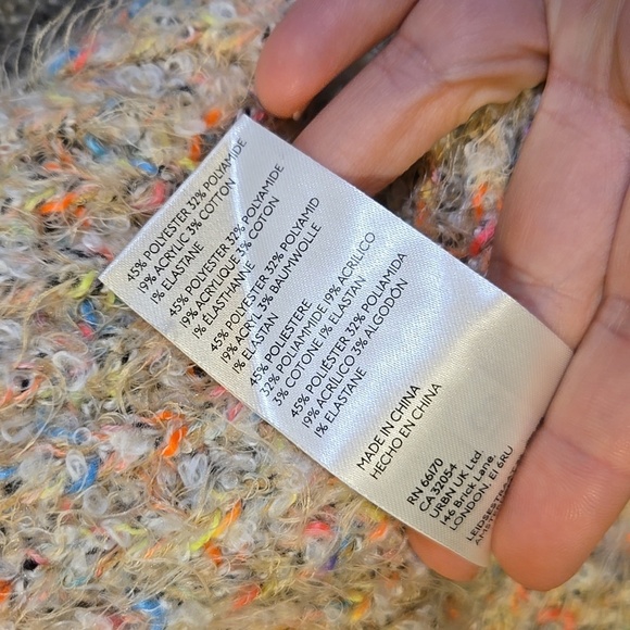 NWT Free People Stardust  Beige Conch Shell Combo Cozy Crop Sweater Size S - Picture 9 of 9